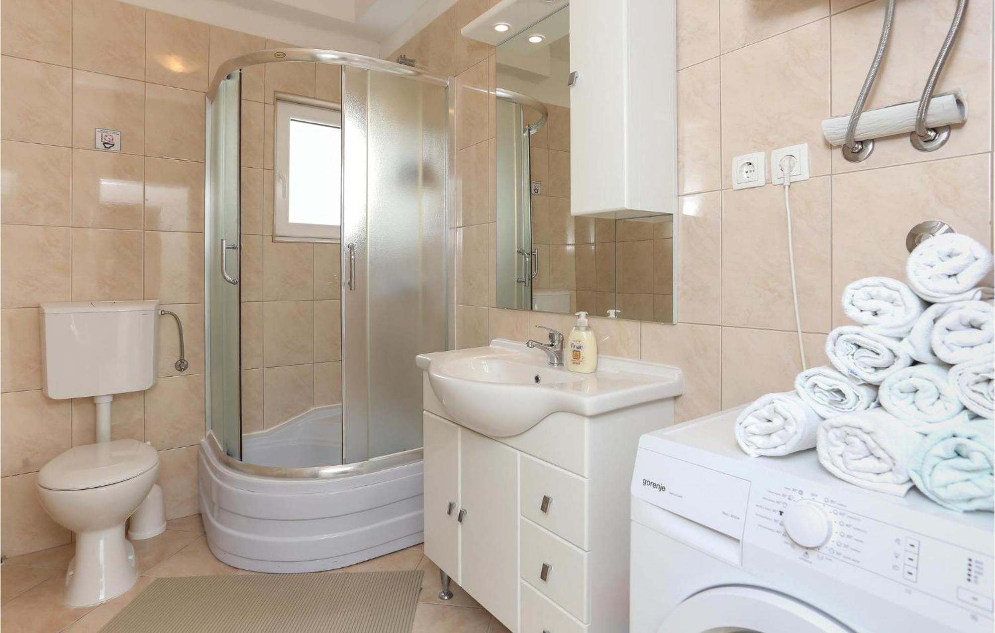 Stunning Apartment In Kastel Stari With Wifi Kaštela Exteriér fotografie